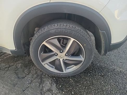 Used 2022 Honda HR-V EX image 9