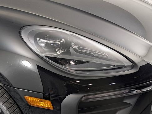New 2026 Porsche Macan AWD/4WD image 15