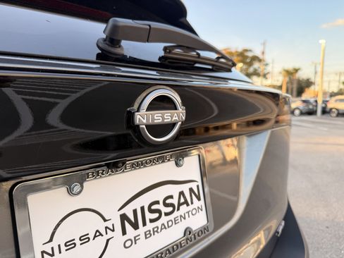 New 2026 Nissan Kicks SR image 16