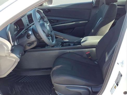 New 2026 Hyundai Elantra SEL Sport Premium FWD image 10
