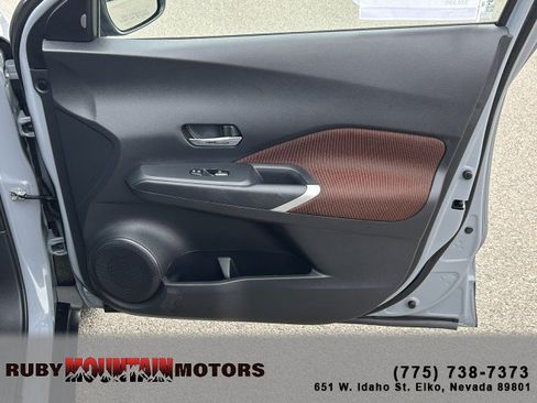 Used 2023 Nissan Kicks SR w/ Interior Electronics Package FWD image 24