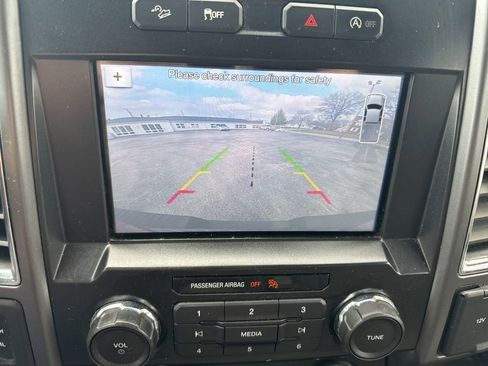 Used 2017 Ford F150 XLT w/ Equipment Group 302A Luxury image 41