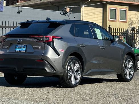 Used 2023 Subaru Solterra Touring image 4