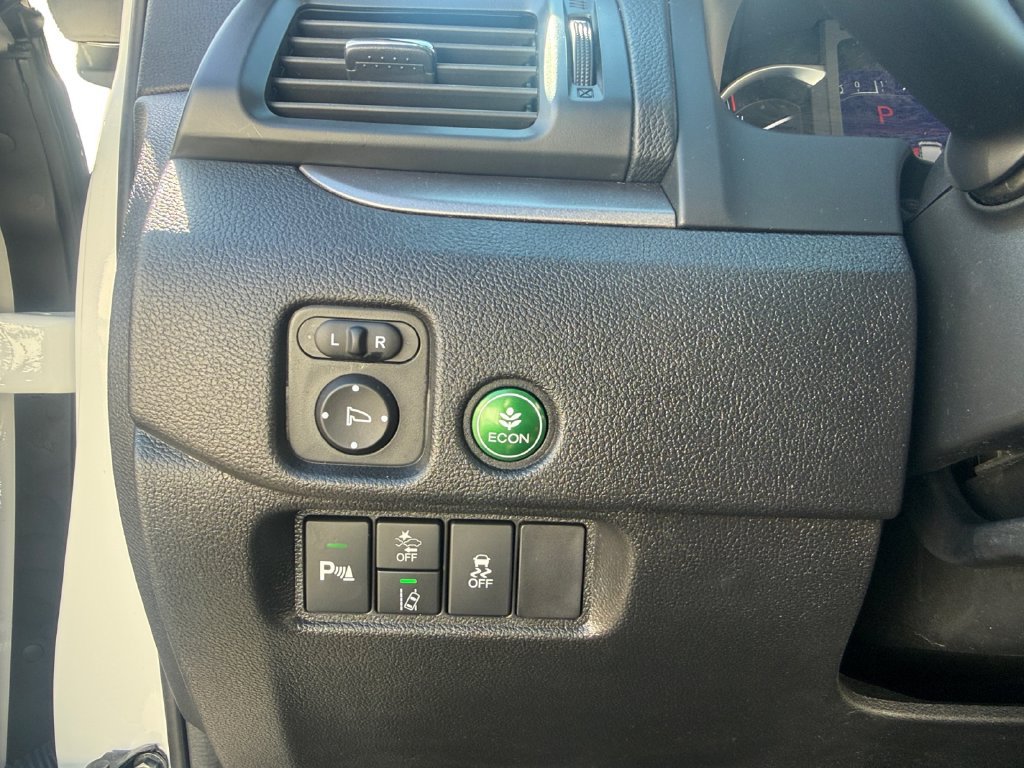 Certified 2025 Honda Passport EX-L image 13