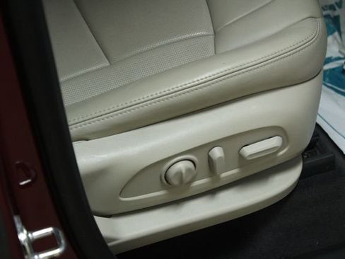 Used 2019 Buick Enclave Essence w/ Trailering Package, 5000 lbs. FWD image 13
