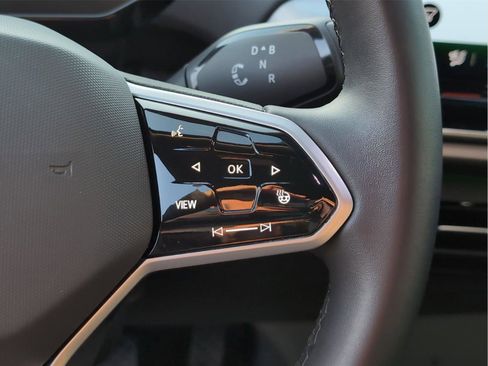 Used 2024 Volkswagen ID.4 Pro S image 29