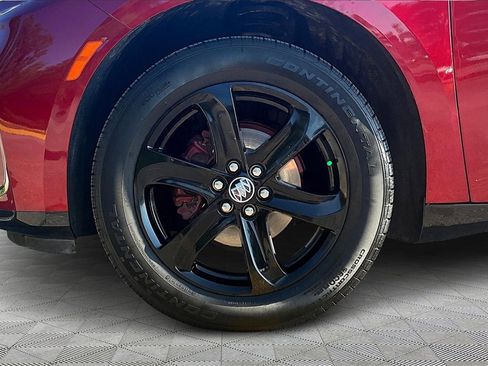 Used 2023 Buick Enclave Essence w/ Sport Touring Edition image 9