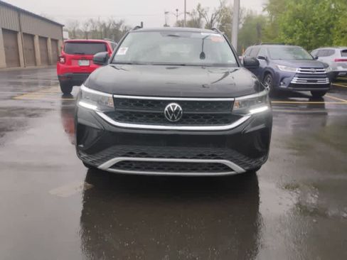 Used 2024 Volkswagen Taos S FWD image 3