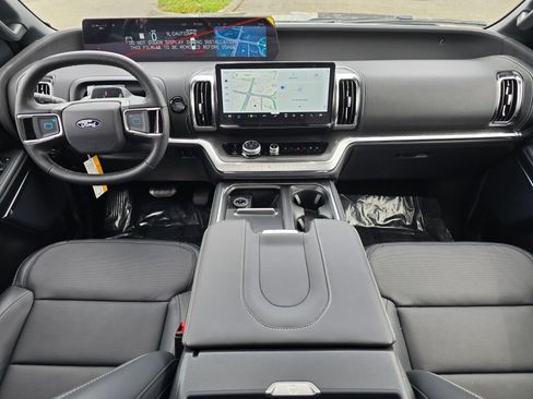 New 2027 Ford Expedition Platinum w/ Stealth Performance Package AWD/4WD image 12