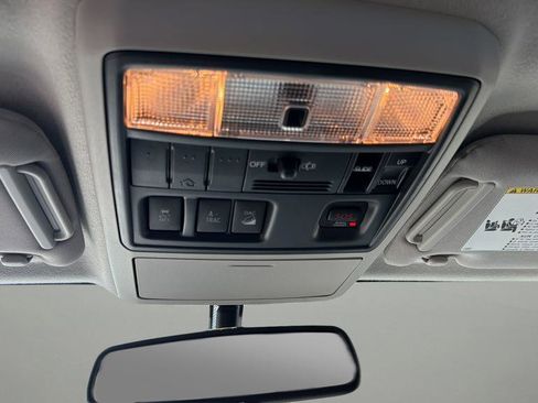 Used 2010 Toyota 4Runner Limited image 23