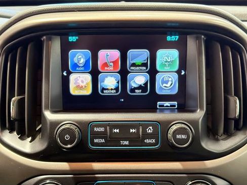 Used 2018 Chevrolet Colorado Z71 w/ Centennial Edition AWD/4WD image 15