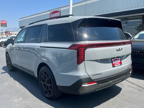 Used 2026 Kia Carnival SX Prestige FWD image 9