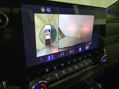 New 2026 Chevrolet Colorado ZR2 w/ LPO, Utility Wall Package image 20