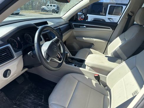 Used 2021 Volkswagen Atlas SE image 7