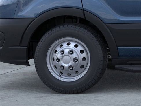 New 2025 Ford Transit 250 148 High Roof AWD image 19