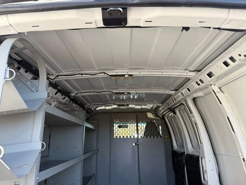 Used 2022 GMC Savana 2500 Regular Van 3D w/ Communications Package image 15