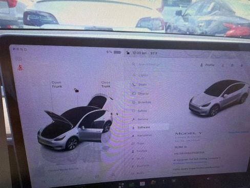 Used 2023 Tesla Model Y Long Range AWD/4WD image 9