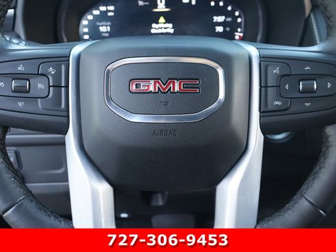 Used 2023 GMC Yukon SLT RWD image 27