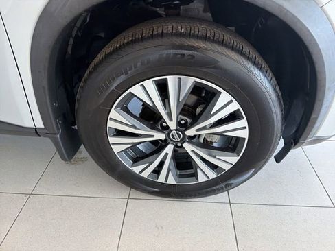 Used 2021 Nissan Rogue SV AWD/4WD image 14