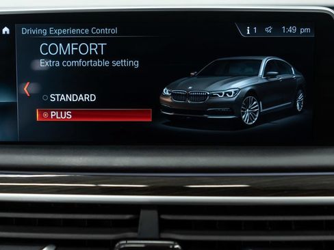 Used 2018 BMW 740i xDrive AWD/4WD image 26