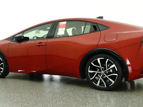 New 2026 Toyota Prius Plug-In Hybrid FWD image 20
