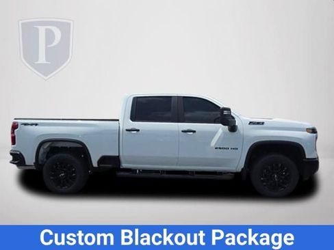 New 2026 Chevrolet Silverado 2500 Custom w/ Custom Convenience Package AWD/4WD image 6