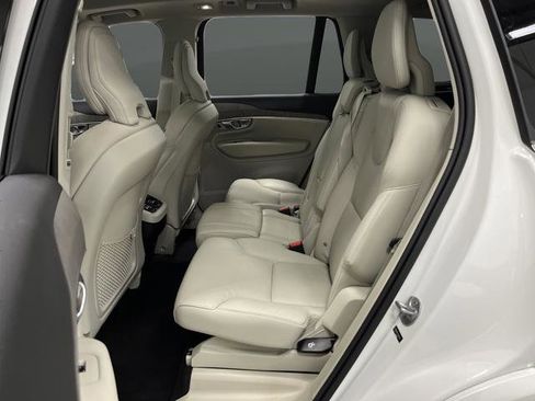 Used 2024 Volvo XC90 B6 Plus w/ Protection Package Premier AWD/4WD image 29