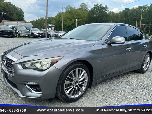 Used 2018 INFINITI Q50 Luxe w/ Essential Package (3.0T Luxe) AWD/4WD image 13