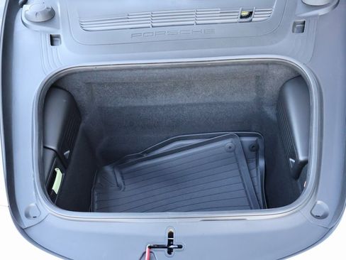 Used 2025 Porsche 718 Cayman GT4 image 15