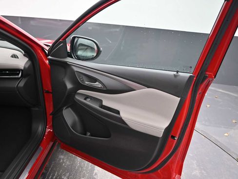 New 2026 Buick Envista Avenir image 18