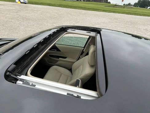 Used 2015 Honda Accord EX-L image 23