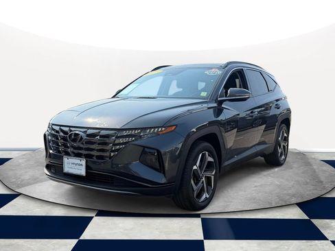Certified 2023 Hyundai Tucson Limited AWD/4WD image 2