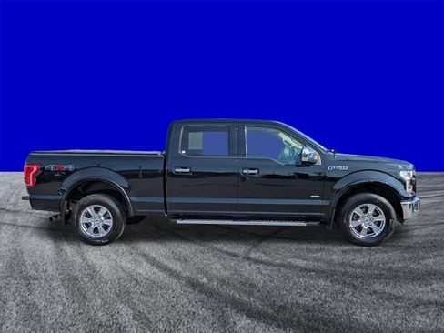 Used 2017 Ford F150 Lariat w/ Equipment Group 502A Luxury AWD/4WD image 3