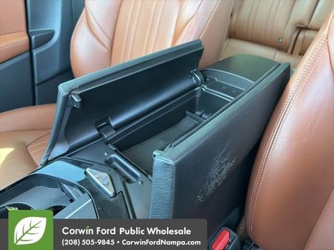 Used 2017 Maserati Levante S AWD/4WD image 19