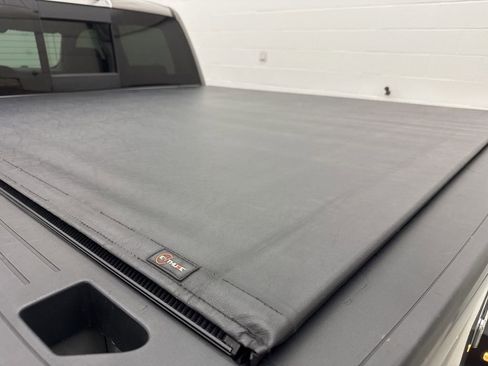 Used 2017 GMC Sierra 1500 SLT image 9