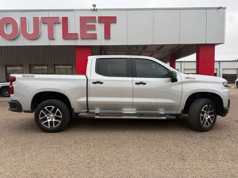 Used 2020 Chevrolet Silverado 1500 LT Trail Boss AWD/4WD image 3