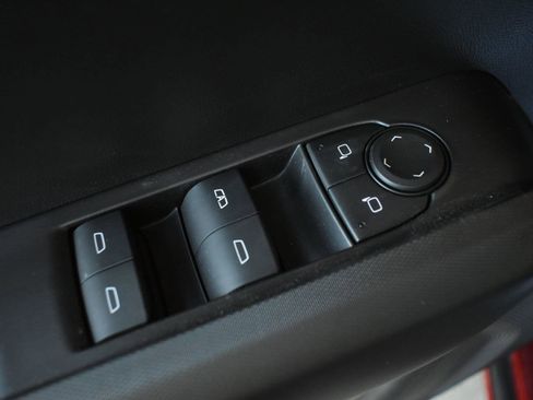 New 2026 GMC Canyon Elevation w/ Convenience Package image 13