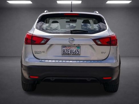 Used 2019 Nissan Rogue Sport SV FWD image 5