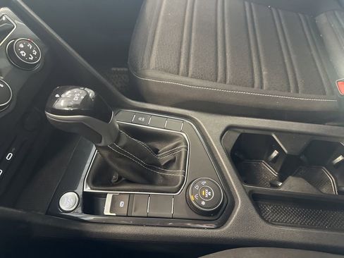 Used 2024 Volkswagen Tiguan S image 13