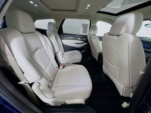 Used 2022 Buick Enclave Premium w/ Experience Buick Package FWD image 44