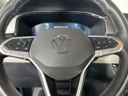 Used 2025 Volkswagen Taos S FWD image 15
