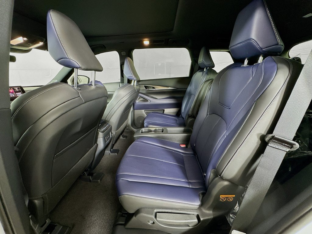 Certified 2027 INFINITI QX60 Sport w/ Dark Cargo Package AWD/4WD image 32