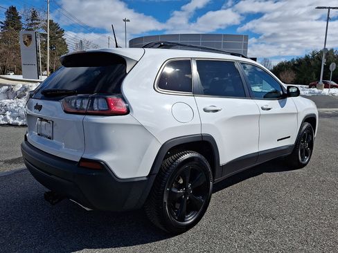 Used 2020 Jeep Cherokee Latitude Plus image 7