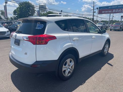 Used 2015 Toyota RAV4 LE image 3