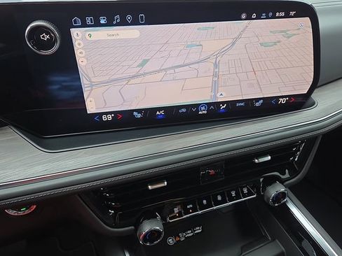 New 2026 Chevrolet Suburban Z71 w/ Comfort Package image 11