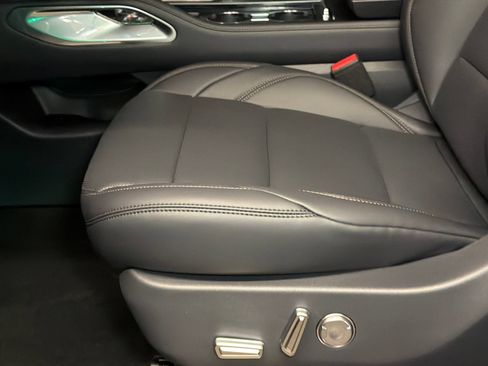 New 2026 Lincoln Nautilus Premier w/ Equipment Group 102A AWD/4WD image 16