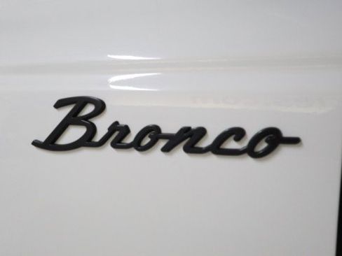Used 2023 Ford Bronco Badlands w/ Sasquatch Package AWD/4WD image 29