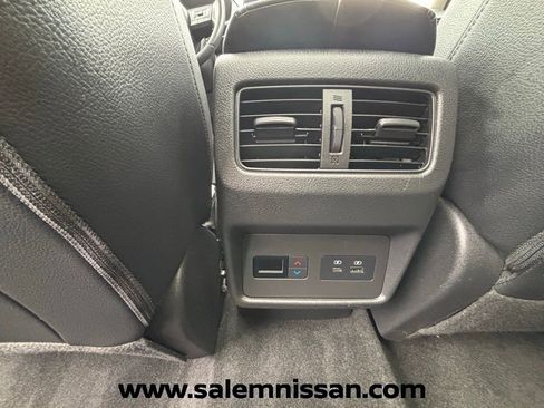 Certified 2023 Nissan Rogue SL w/ SL Premium Package AWD/4WD image 14