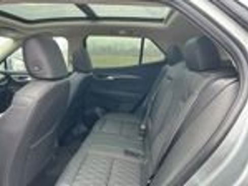 Used 2023 Buick Envision Avenir image 2