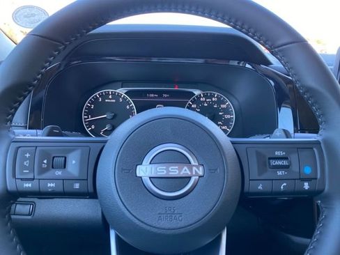 New 2025 Nissan Pathfinder SV image 16